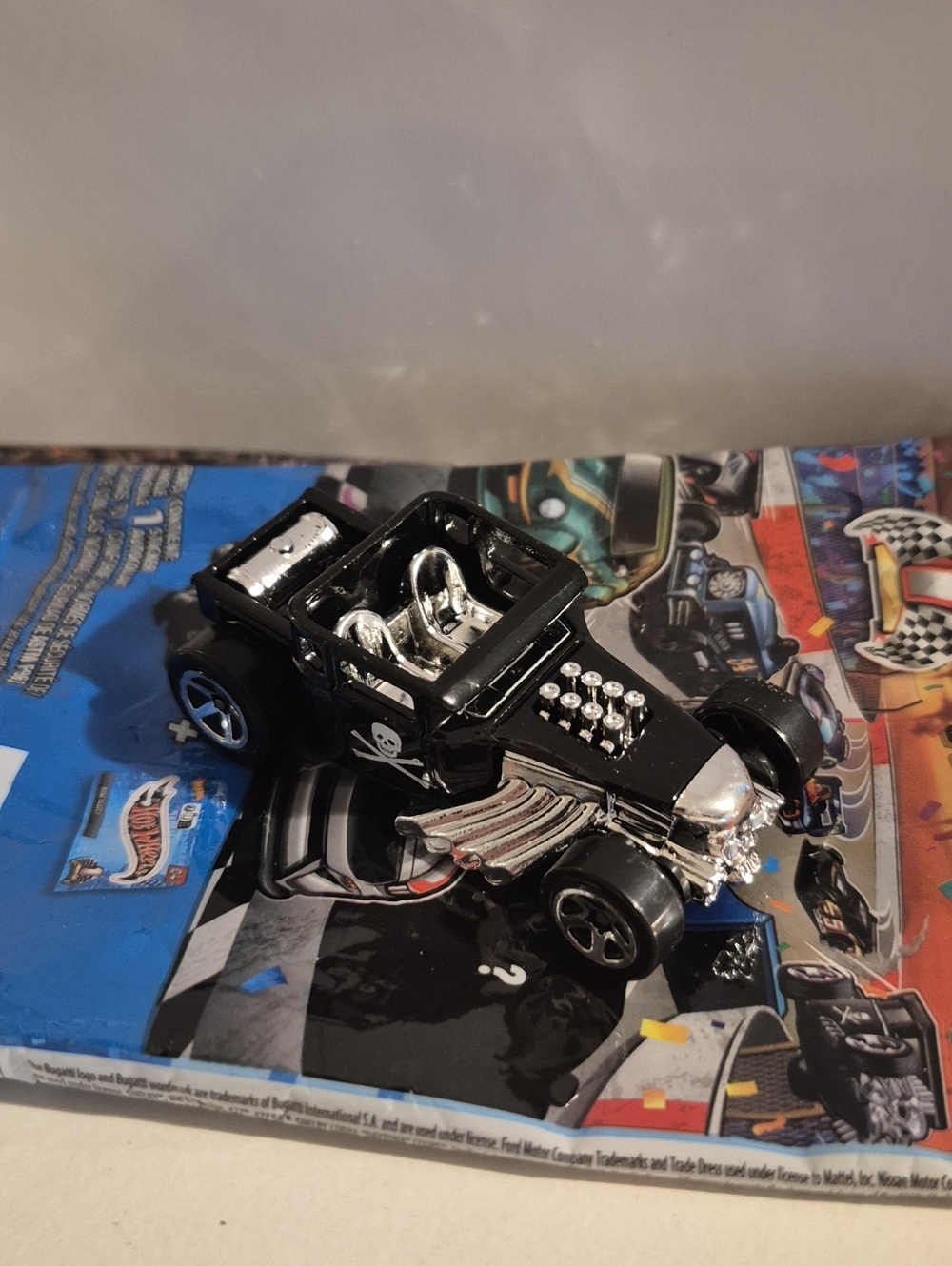 1B21  hot wheels bone shaker mystery model